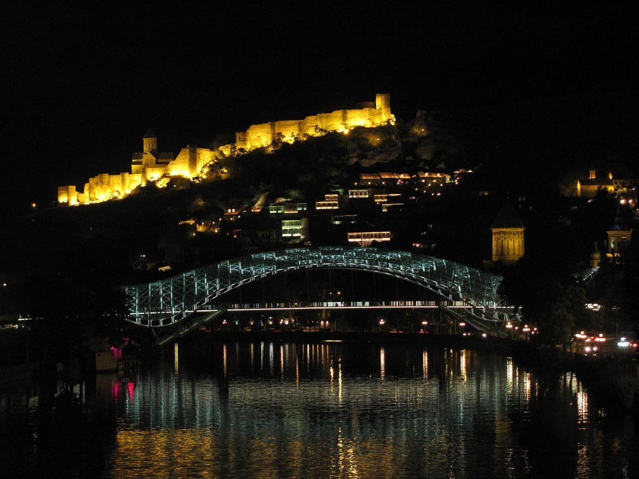 Visit Hotel Tiflis Exterior foto